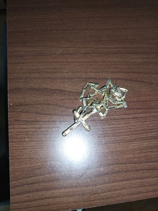 Lantisor plus cruciulita