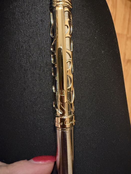 Creion Pierre Cardin