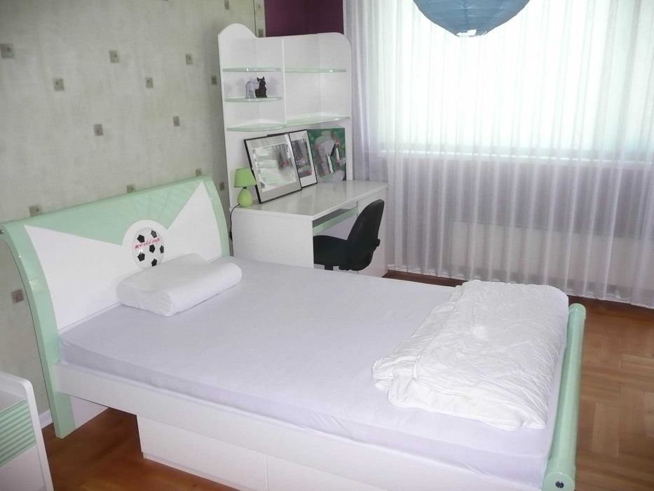 Двуфамилна масивна жилищна сграда в гр. Перник, кв. Байкушева махала