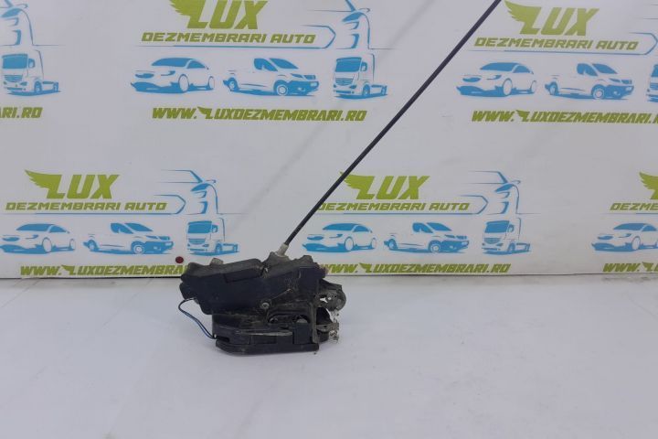 Broasca usa stanga fata a6397202035 Mercedes-Benz Viano W639 seria