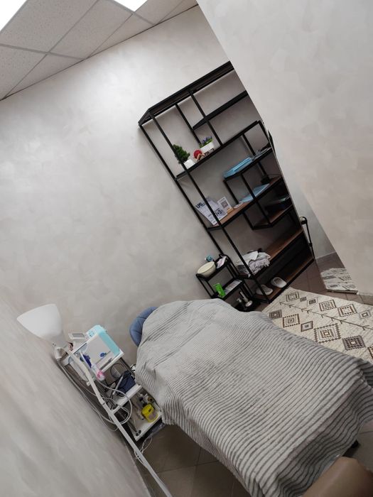 Сдам кабинет в соаренду в действующим салоне красоты!Дкм