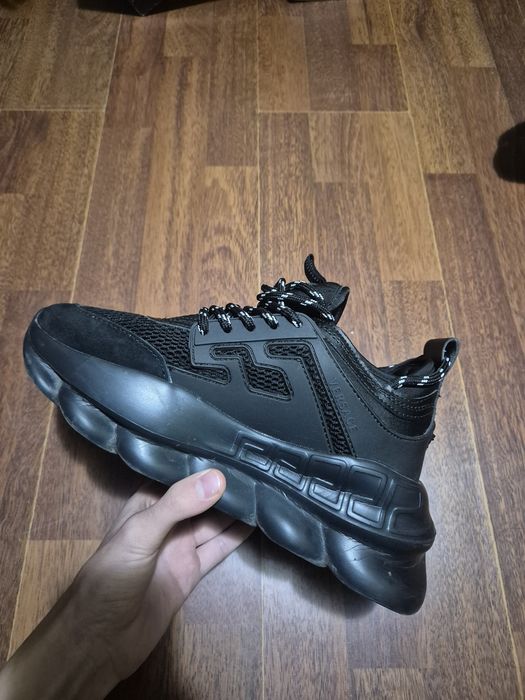 Versace Chain Reaction