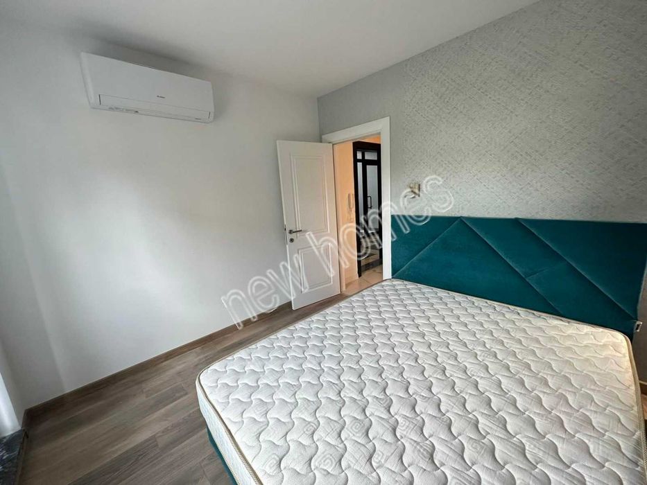 Продава се Тристаен апартамент в Пловдив, Младежки Хълм - 94 кв.м за 2181 €/кв.м - Снимка #8