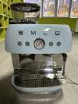Espressor cu portafiltru 50's Style SMEG nou