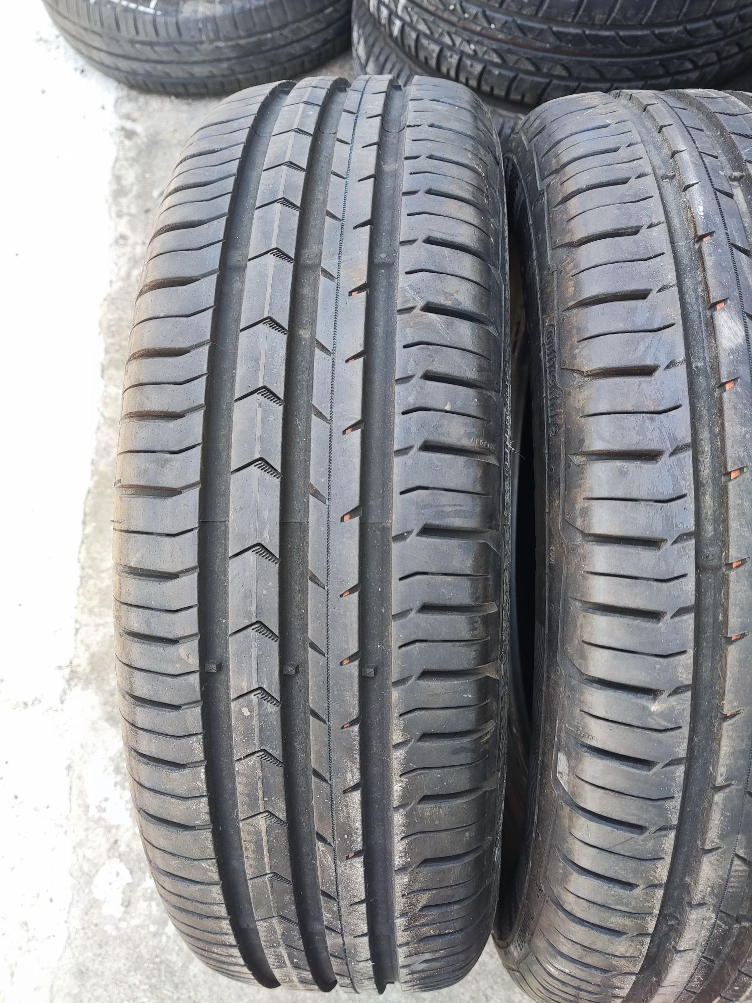 185/70/14 Continental