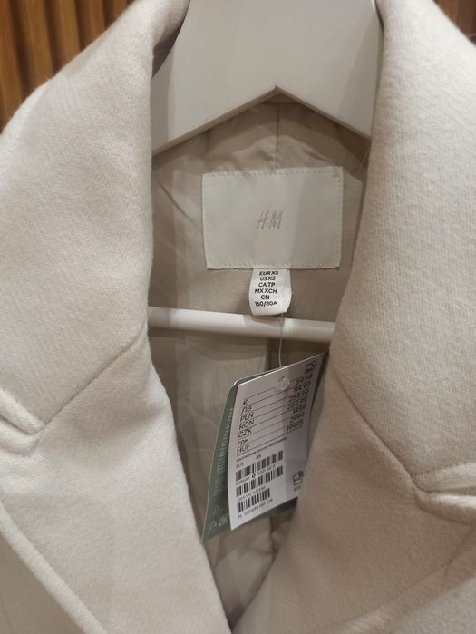 Ново дамско палто H&M