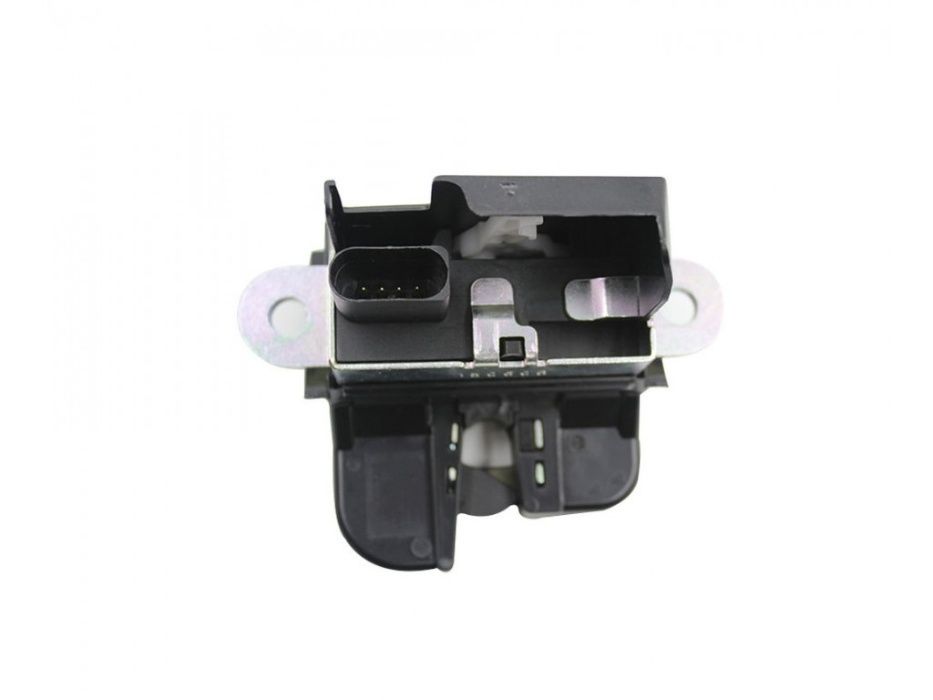 Брава за заключване на багажник за VW Golf 5,6,Passat B6,B7,Seat и др.