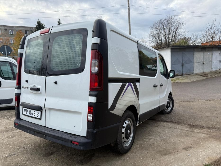 Renault Trafuc 2x usi laterale  mod  2016 diesel euro 5 clima navi.ful