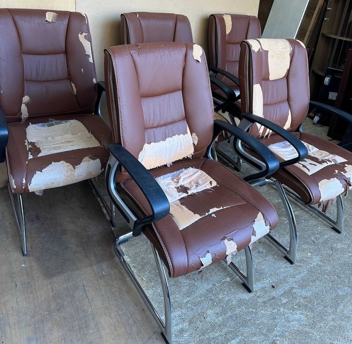 5 buc Scaun de Conferinta cu brate; Fotoliu fix; PENTRU RETAPITARE