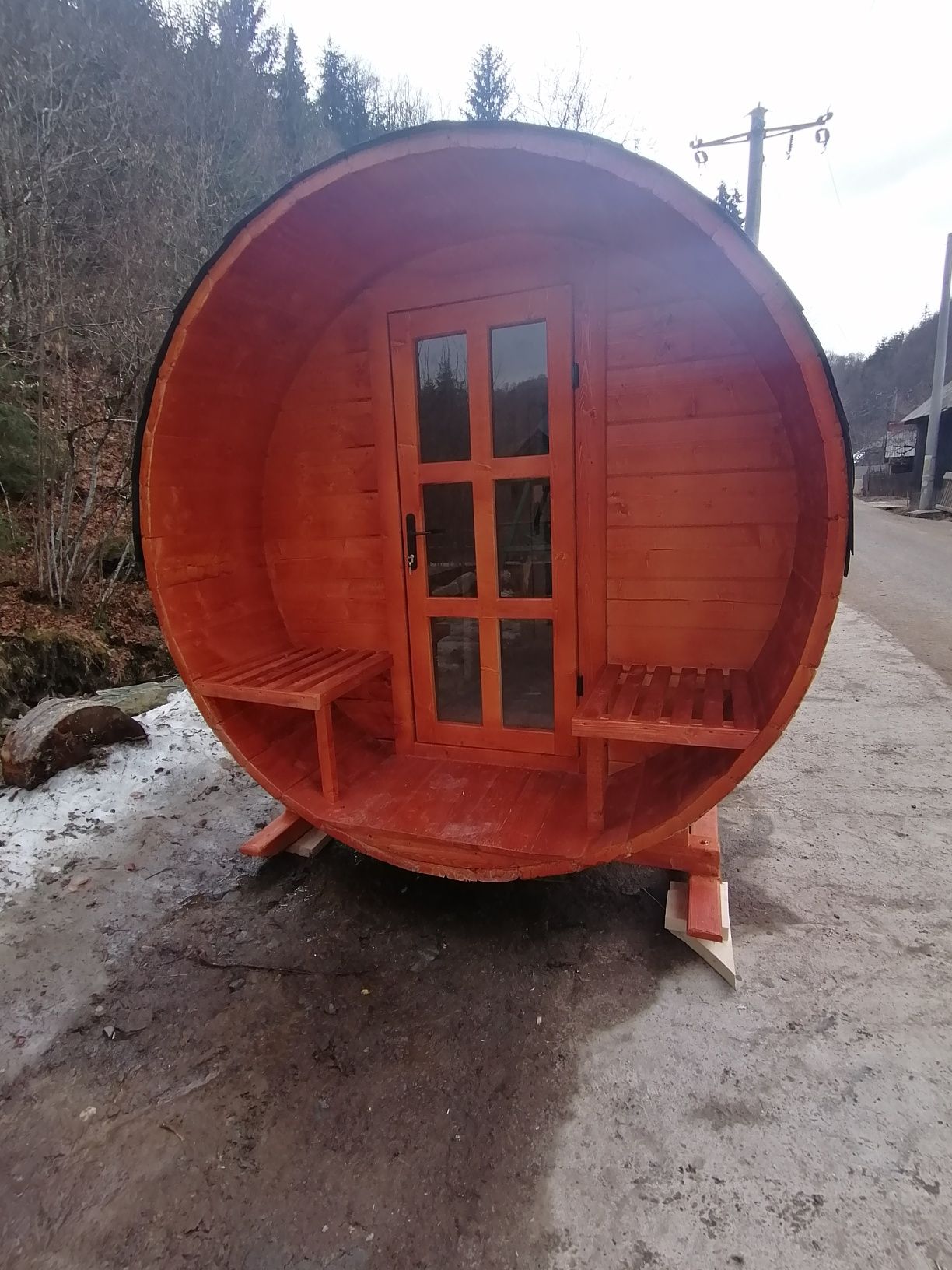 Căsuță tip butoi