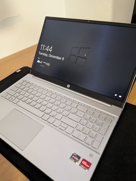 HP Pavilion 15 AMD 5 5500U 16GB RAM
