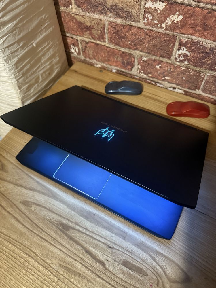 Лаптоп Acer Predator Triton 500