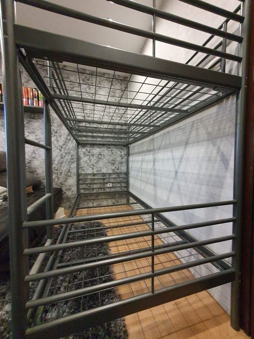 Легло на 2 етажа