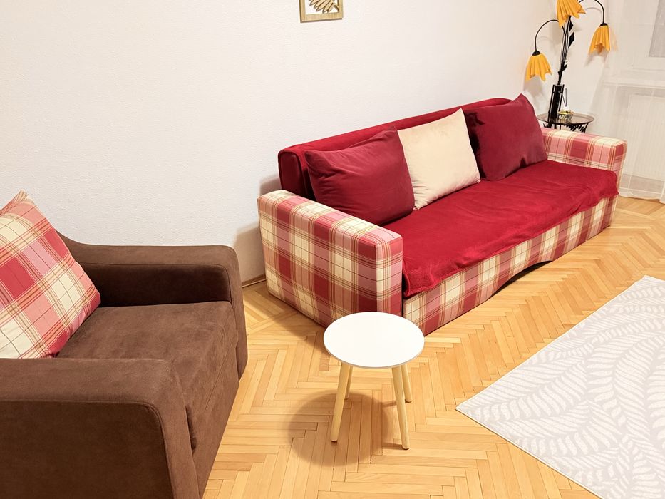 Inchiriez apartament cu 3 camere zona Crang parter