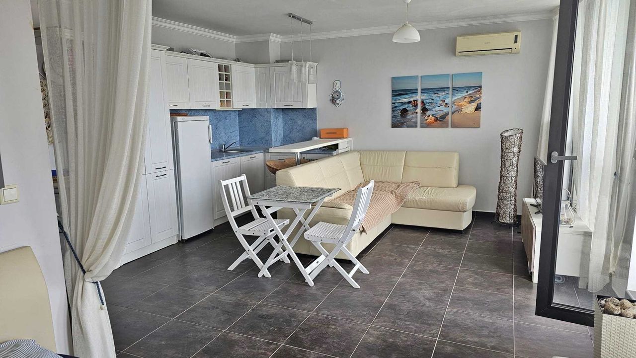 Продава се Едностаен апартамент в Свети Влас - 66 кв.м за 1347 €/кв.м - Снимка #4