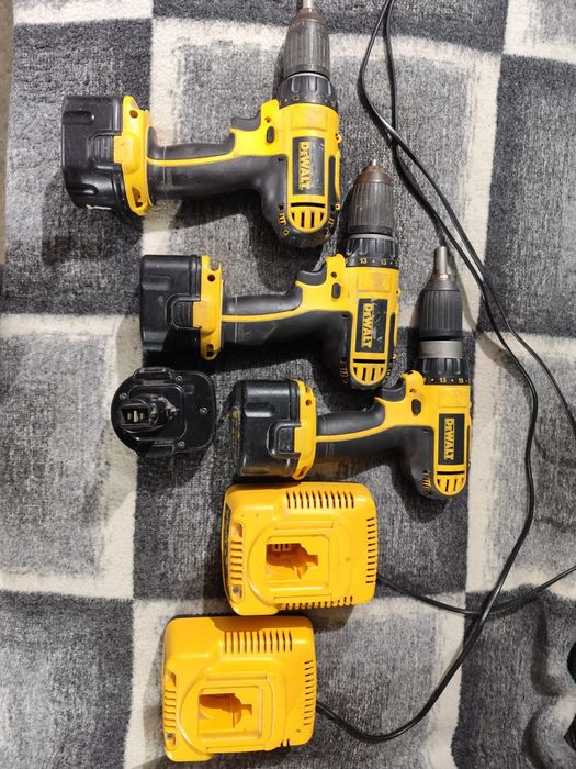 DeWalt insurubator