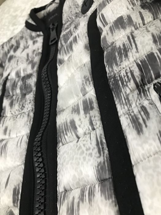 Geaca Guess originala