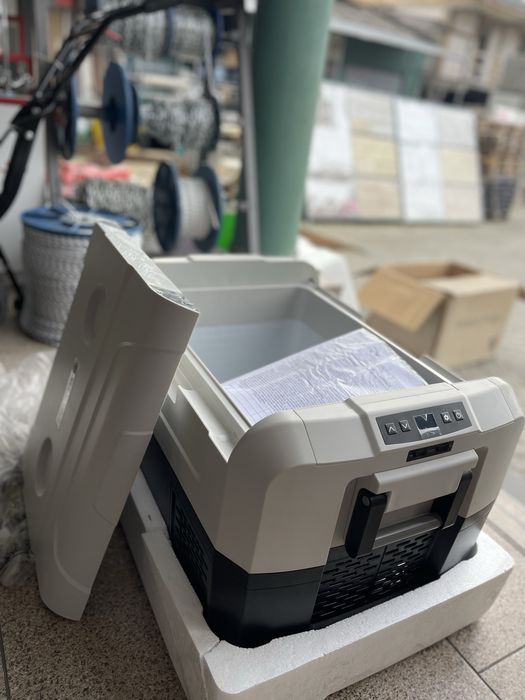 Frigider Auto Profesional 12/24/240v Compresor 35L Factura/Garantie