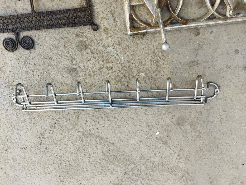 Вешалки настенные