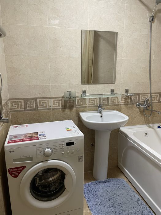 Продаётся 2х комнатная квартира, махалла Гузал.