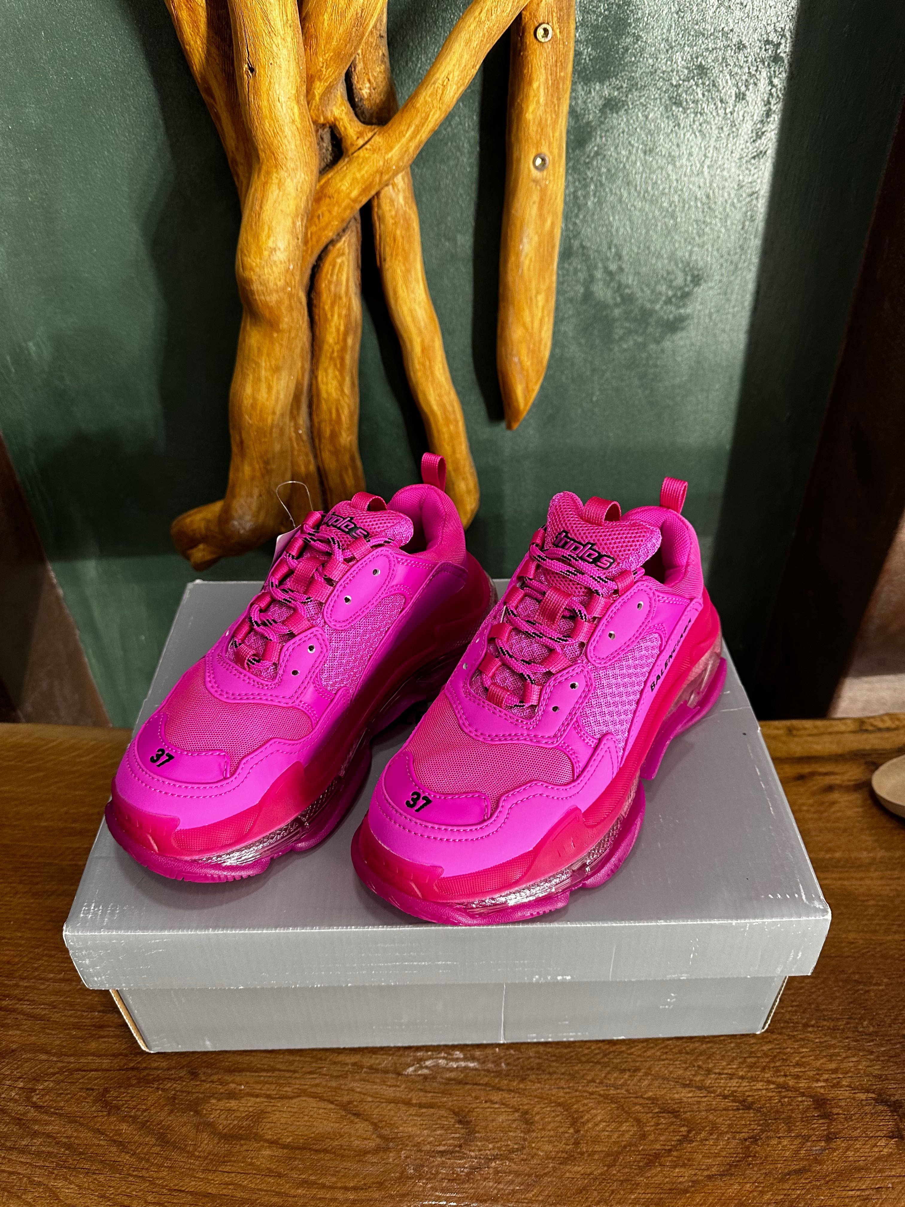 Balenciaga Triple S neon pink 37 номер