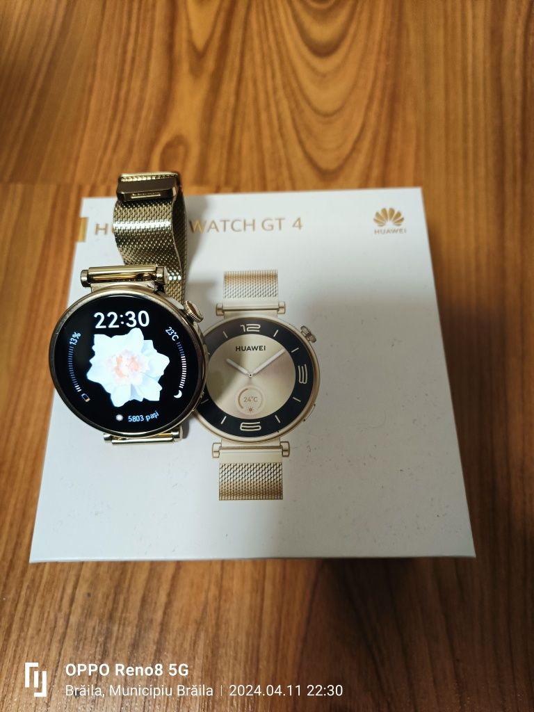 Smartwatch Huawei GT 4 damă GOLD