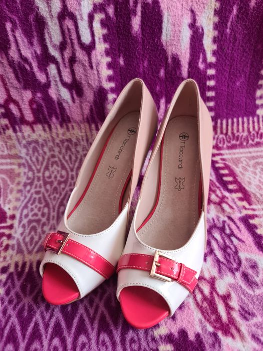 Туфли на каблуке