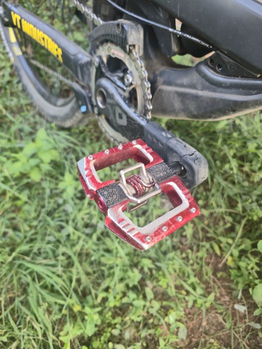 Продавам YT Tues 2019