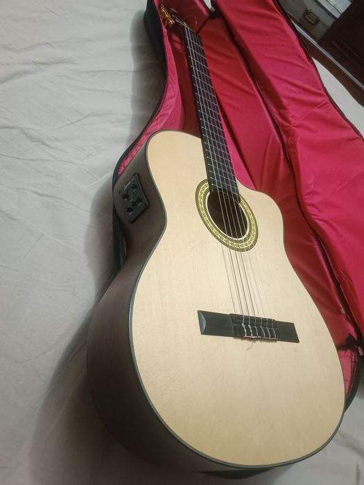 Классическая гитара