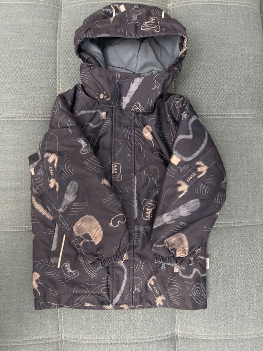 Продам зимнюю куртку Lassie, на 5-6 лет