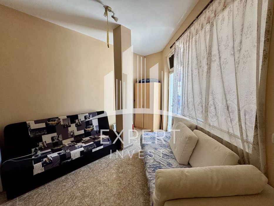 Едностаен апартамент! Колхозен пазар!