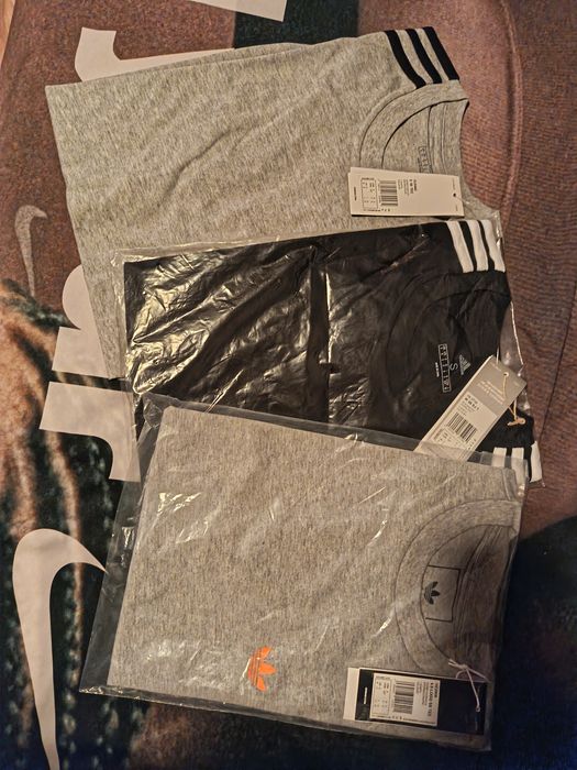 Tricouri Adidas mărimea S Bărbați