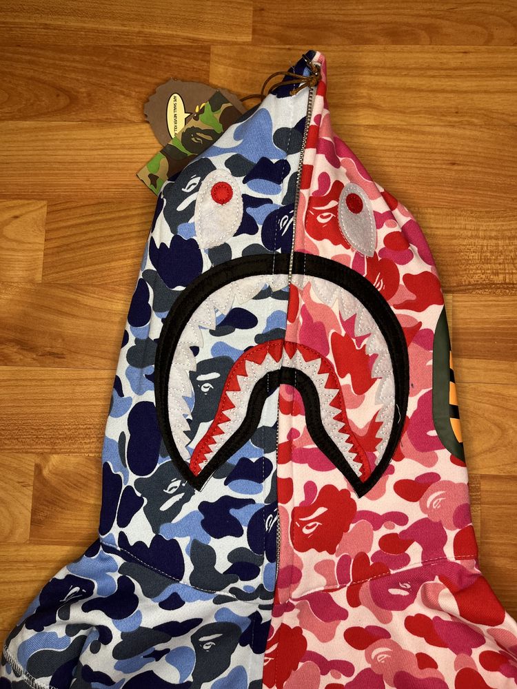 Hanorac Shark Bape Albastru deschis & Roz