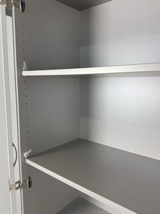 Практичен шкаф за съхранение на папки, книги и други матрияли