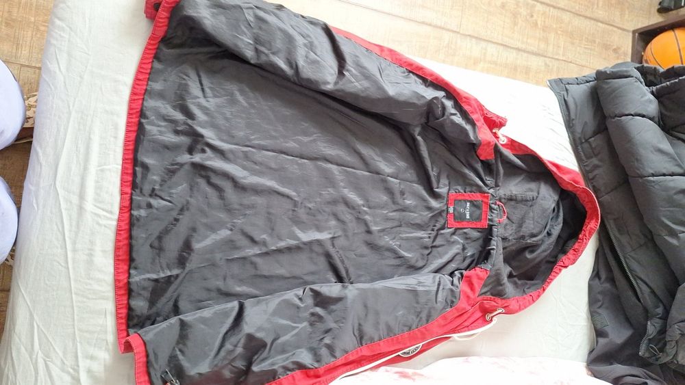 Якета размер М/L - 4 броя