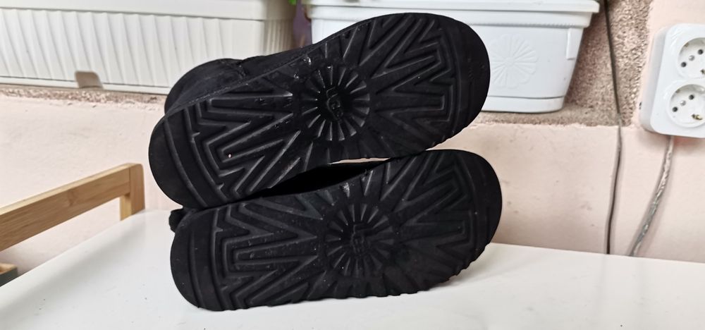 Ботуши UGG 39 н. Оригинални!!!