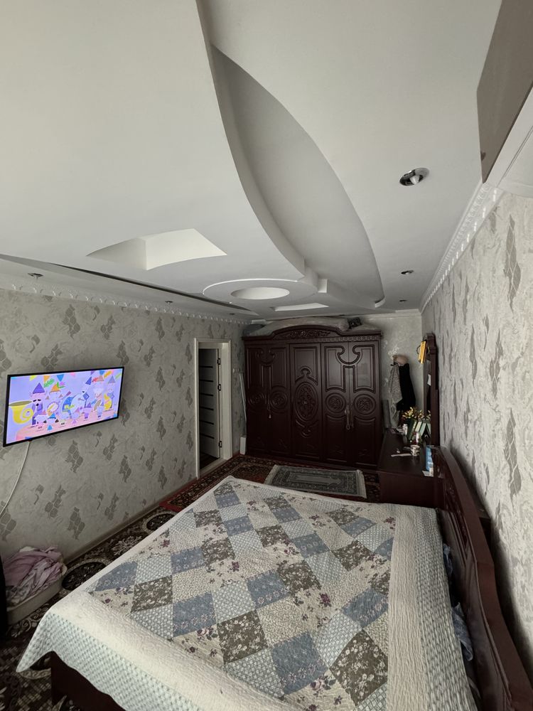 СРОЧНО продается Кара-Камиш 4/1/4 101 м кв. с мебелью и техникой