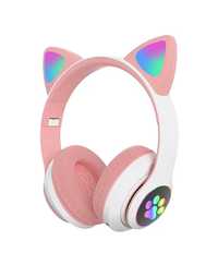 Безжични детски Bluetooth слушалки със светещи котешки ушички