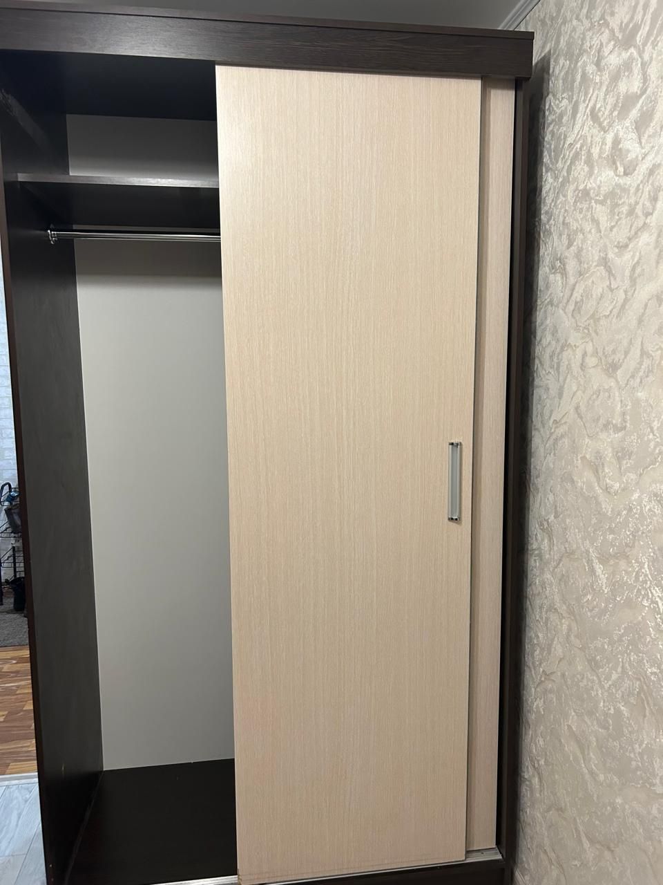 Продается ШКАФ для одежды