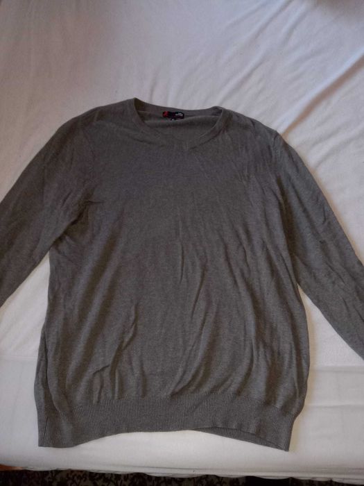 Pulover de bumbac, bărbătesc, mărimea XL, material finuț, calitativ