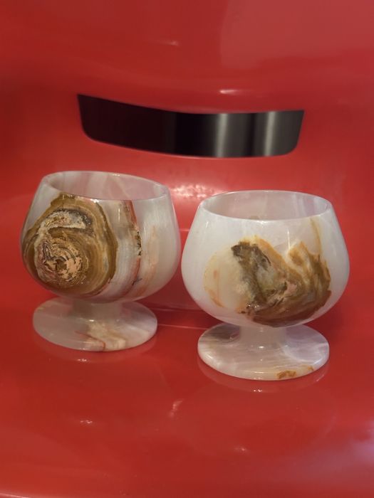 Бокалы из натурального оникса