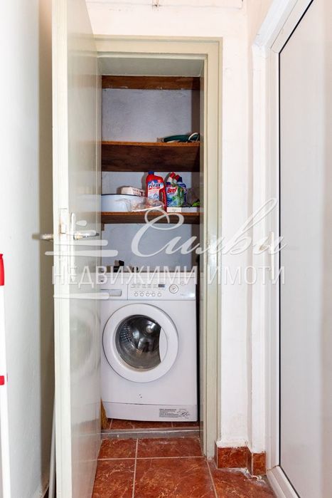 Продава се Четиристаен апартамент в Шумен, Добруджански - 90 кв.м за 935 €/кв.м - Снимка #11