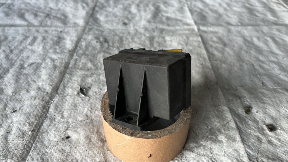 Реле подгревни свещи Peugeot 307