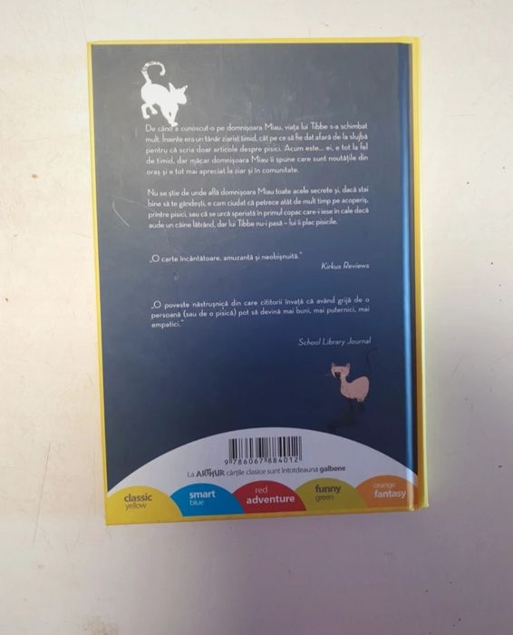 Carte domnisoara miau