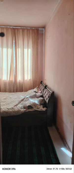 4 xonali kvartira sotiladi