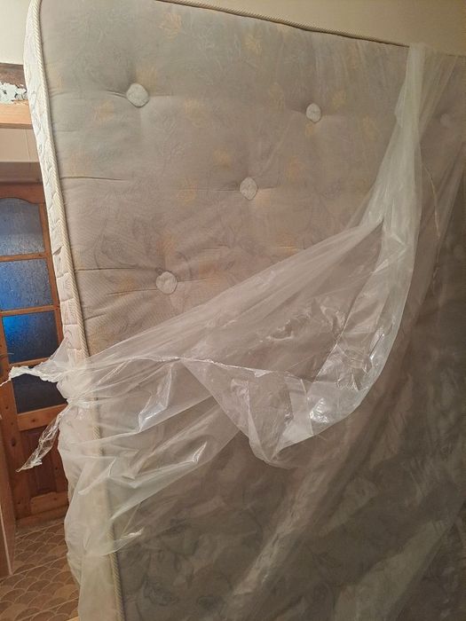 Отдaм дapом матрас