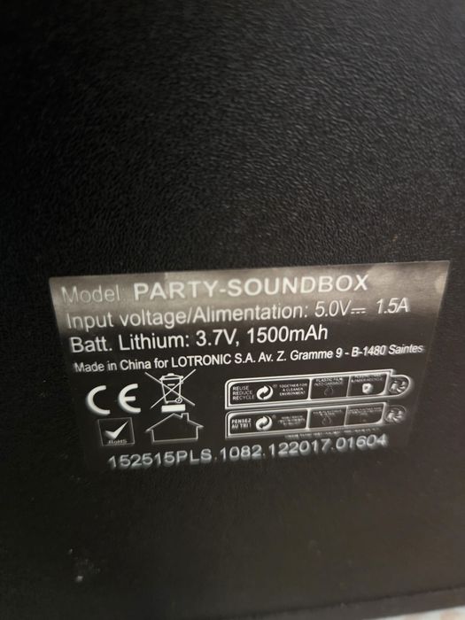 Vând boxă cu Bluetooth