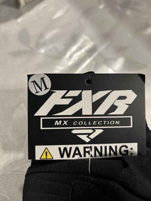 Продавам fxr ръкавици
