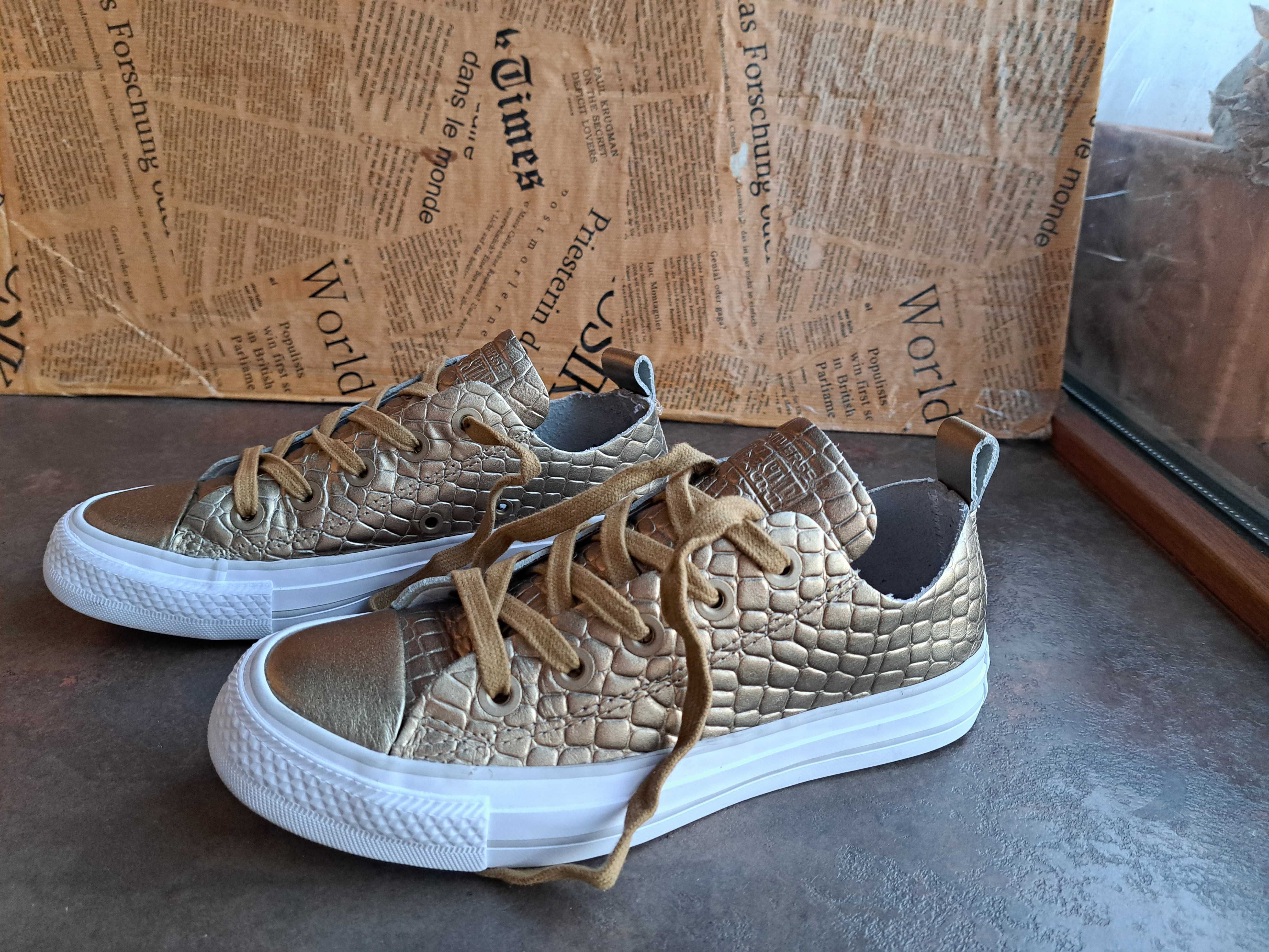 дамски кецове,детски гуменки,спортни обувки,маратонки,Converse,ном.35