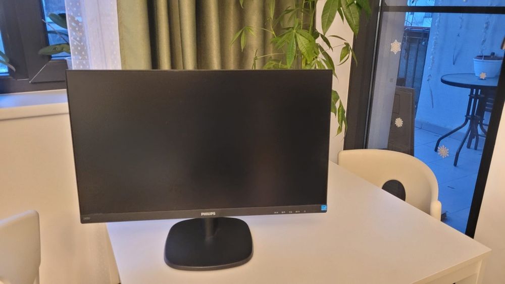 Monitor Philips 243V